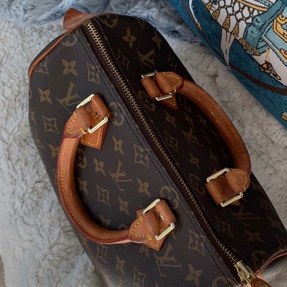 Authentic Louis Vuitton Speedy 25 - Picture 5 of 10